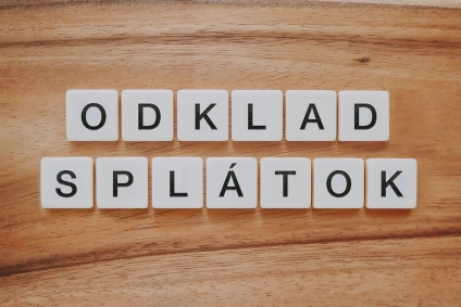 Odklad splátok úverov v praxi.